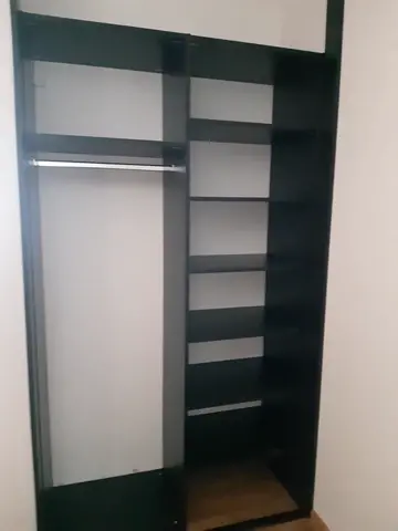 Vnitřní uspořádání skříně na míru, antracit