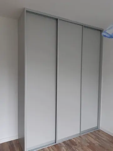 Posuvné dveře na míru, šedá