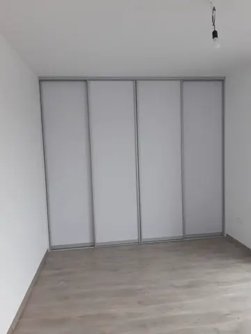 Posuvné dveře na míru, bílá