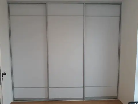 Posuvné dveře na míru, bílá