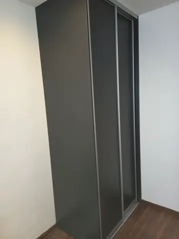 Posuvné dveře na míru, antracit